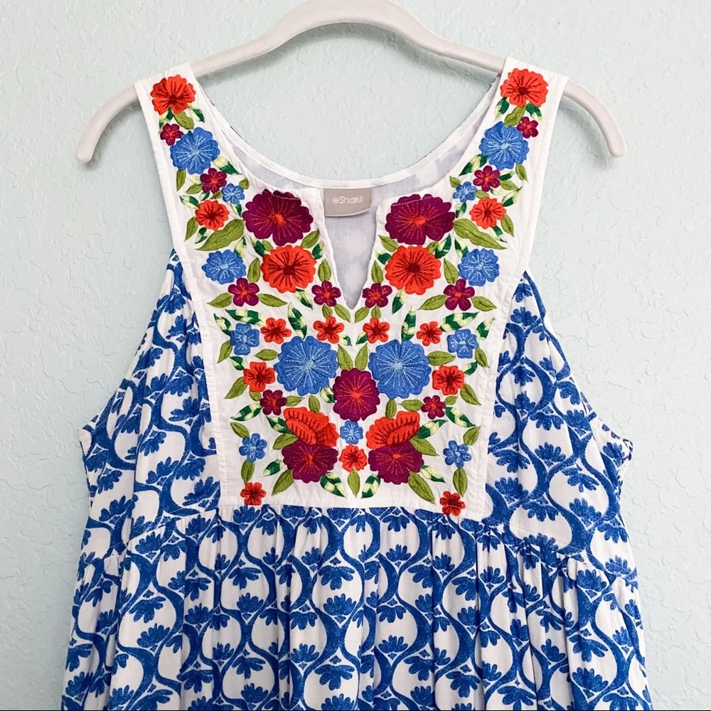 Eshakti•Boho Maxi Dress with Floral Embroidery - Picture 2 of 12